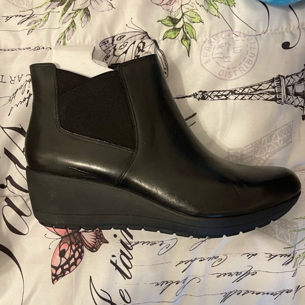 Black Boots